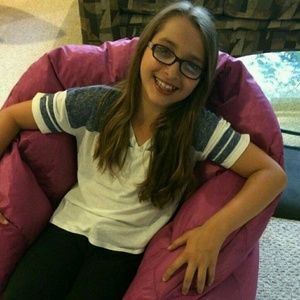 Meet your Posher, Melissa